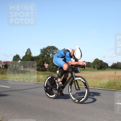 25.08.2024 - Elbe Triathlon Hamburg Fuchs,  Jonas http://msf.ph/oto/6828540 25.08.2024 09:31:42 Radfahren 173, 176, 200, 373, 397, 219, 350, 124 meine-sportfotos.de