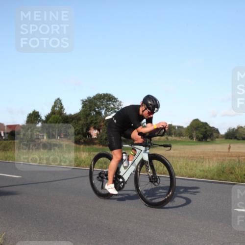 25.08.2024 - Elbe Triathlon Hamburg Fuchs,  Jonas http://msf.ph/oto/6828574 25.08.2024 09:31:53 Radfahren 350, 124, 147, 133, 469, 175, 321, 356, 139 meine-sportfotos.de
