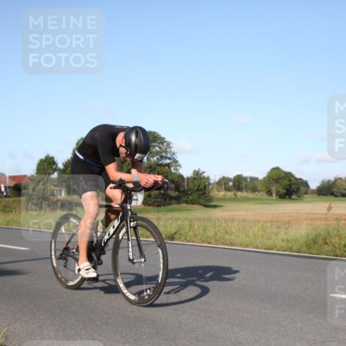 25.08.2024 - Elbe Triathlon Hamburg Fuchs,  Jonas http://msf.ph/oto/6828606 25.08.2024 09:32:07 Radfahren 229, 423, 206, 345, 391 meine-sportfotos.de