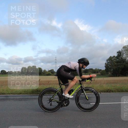 25.08.2024 - Elbe Triathlon Hamburg Fuchs,  Jonas http://msf.ph/oto/6828653 25.08.2024 08:51:01 Radfahren 62, 164 meine-sportfotos.de