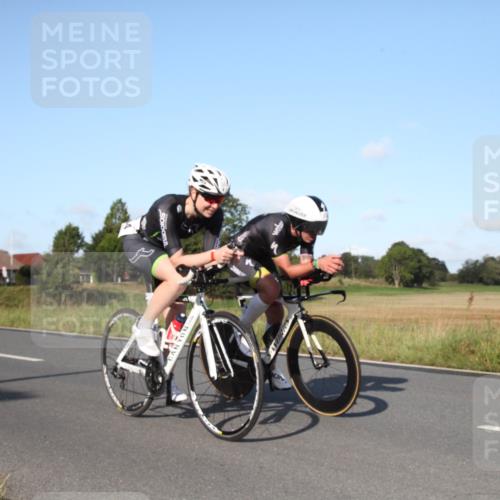 25.08.2024 - Elbe Triathlon Hamburg Fuchs,  Jonas http://msf.ph/oto/6828672 25.08.2024 09:32:54 Radfahren 274, 144, 146, 393, 382 meine-sportfotos.de