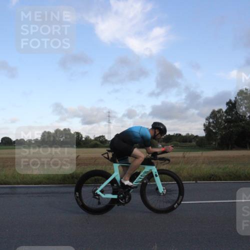 25.08.2024 - Elbe Triathlon Hamburg Fuchs,  Jonas http://msf.ph/oto/6828904 25.08.2024 08:57:10 Radfahren 165, 45, 193, 130 meine-sportfotos.de