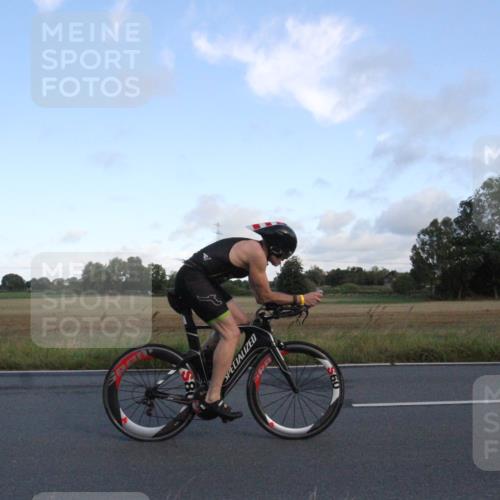 25.08.2024 - Elbe Triathlon Hamburg Fuchs,  Jonas http://msf.ph/oto/6828967 25.08.2024 08:57:59 Radfahren 136, 125, 146, 83, 113 meine-sportfotos.de