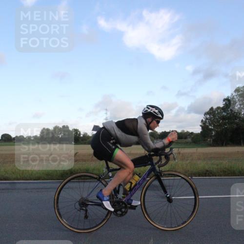 25.08.2024 - Elbe Triathlon Hamburg Fuchs,  Jonas http://msf.ph/oto/6828973 25.08.2024 08:58:05 Radfahren 83, 113, 137 meine-sportfotos.de