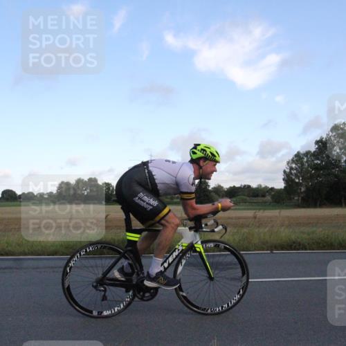 25.08.2024 - Elbe Triathlon Hamburg Fuchs,  Jonas http://msf.ph/oto/6828992 25.08.2024 08:58:33 Radfahren 43, 69 meine-sportfotos.de