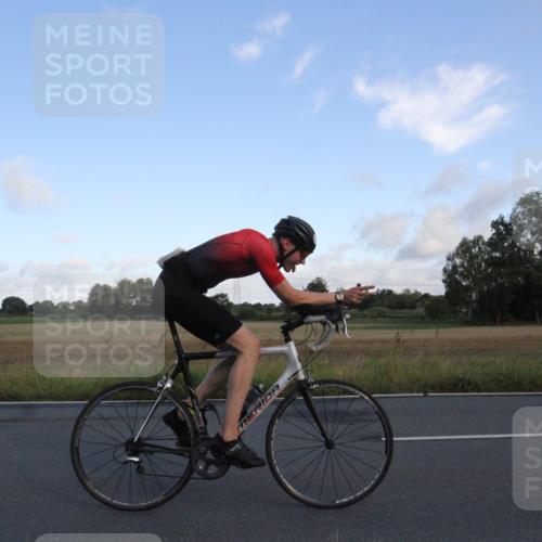 25.08.2024 - Elbe Triathlon Hamburg Fuchs,  Jonas http://msf.ph/oto/6829034 25.08.2024 08:59:54 Radfahren 133, 90 meine-sportfotos.de