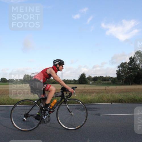 25.08.2024 - Elbe Triathlon Hamburg Fuchs,  Jonas http://msf.ph/oto/6829058 25.08.2024 09:00:27 Radfahren 108, 119, 88 meine-sportfotos.de