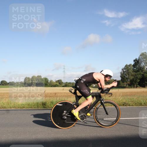 25.08.2024 - Elbe Triathlon Hamburg Fuchs,  Jonas http://msf.ph/oto/6829229 25.08.2024 09:06:29 Radfahren 38, 40 meine-sportfotos.de