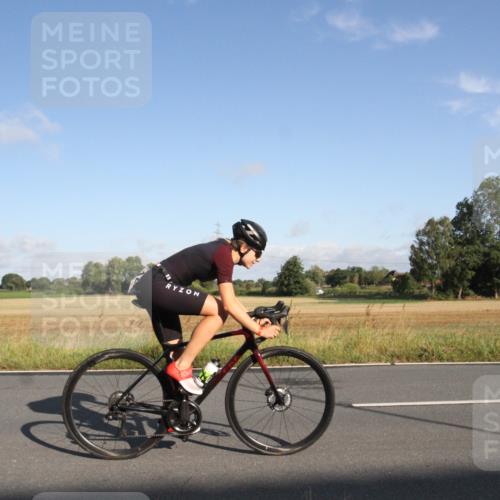 25.08.2024 - Elbe Triathlon Hamburg Fuchs,  Jonas http://msf.ph/oto/6829364 25.08.2024 09:08:24 Radfahren 42, 153, 120 meine-sportfotos.de
