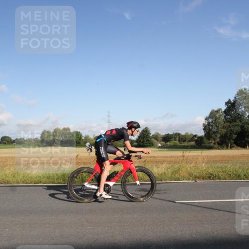 25.08.2024 - Elbe Triathlon Hamburg Fuchs,  Jonas http://msf.ph/oto/6829508 25.08.2024 09:10:09 Radfahren 202, 95, 166, 64, 248, 60 meine-sportfotos.de