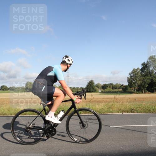25.08.2024 - Elbe Triathlon Hamburg Fuchs,  Jonas http://msf.ph/oto/6829579 25.08.2024 09:11:15 Radfahren 134, 270, 47 meine-sportfotos.de