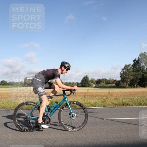 25.08.2024 - Elbe Triathlon Hamburg Fuchs,  Jonas http://msf.ph/oto/6829605 25.08.2024 09:11:36 Radfahren 282, 61, 293, 193, 87, 52 meine-sportfotos.de