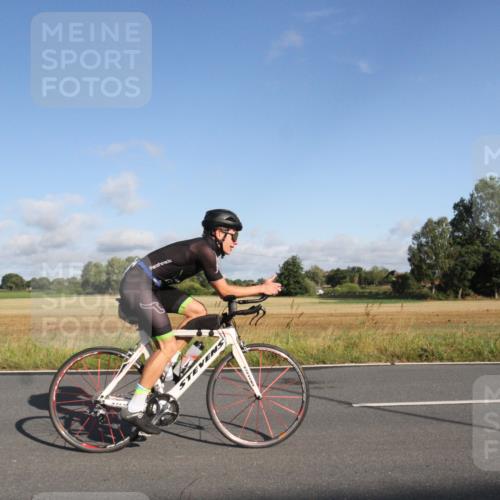 25.08.2024 - Elbe Triathlon Hamburg Fuchs,  Jonas http://msf.ph/oto/6829624 25.08.2024 09:11:46 Radfahren 87, 52, 157, 252, 168, 235 meine-sportfotos.de