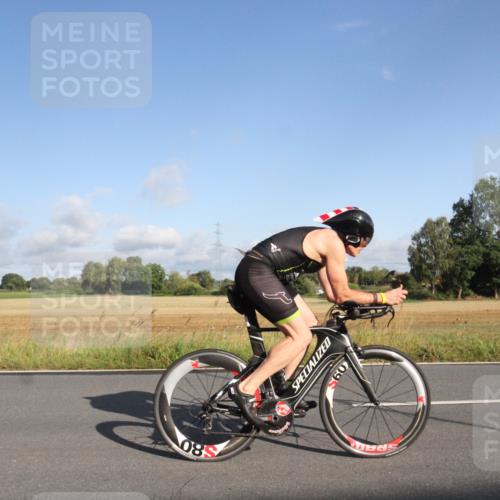 25.08.2024 - Elbe Triathlon Hamburg Fuchs,  Jonas http://msf.ph/oto/6829654 25.08.2024 09:12:10 Radfahren 135, 83, 185, 182 meine-sportfotos.de