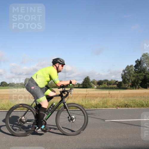 25.08.2024 - Elbe Triathlon Hamburg Fuchs,  Jonas http://msf.ph/oto/6829719 25.08.2024 09:13:24 Radfahren 65, 251 meine-sportfotos.de
