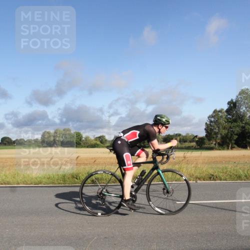 25.08.2024 - Elbe Triathlon Hamburg Fuchs,  Jonas http://msf.ph/oto/6829831 25.08.2024 09:14:58 Radfahren 63, 125, 170 meine-sportfotos.de