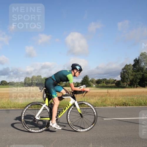 25.08.2024 - Elbe Triathlon Hamburg Fuchs,  Jonas http://msf.ph/oto/6829990 25.08.2024 09:16:32 Radfahren 72, 127, 118, 254, 123, 173, 314 meine-sportfotos.de