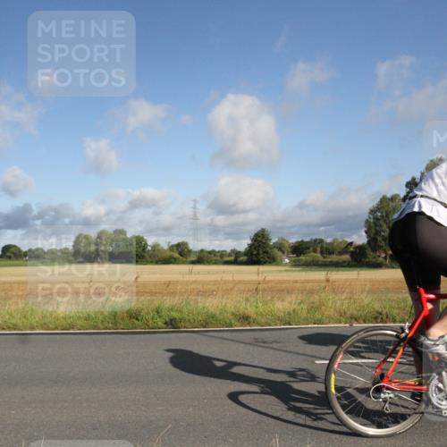 25.08.2024 - Elbe Triathlon Hamburg Fuchs,  Jonas http://msf.ph/oto/6830014 25.08.2024 09:16:36 Radfahren 127, 118, 254, 123, 173, 314 meine-sportfotos.de