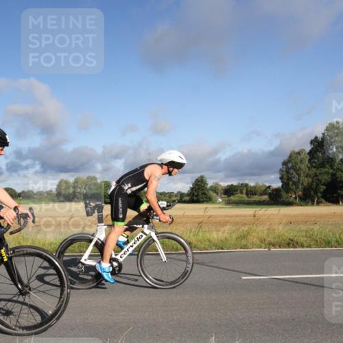 25.08.2024 - Elbe Triathlon Hamburg Fuchs,  Jonas http://msf.ph/oto/6830165 25.08.2024 09:18:57 Radfahren 164, 345, 200, 156, 155 meine-sportfotos.de