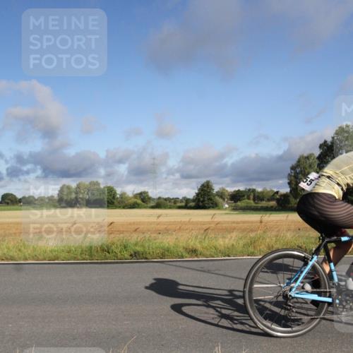 25.08.2024 - Elbe Triathlon Hamburg Fuchs,  Jonas http://msf.ph/oto/6830169 25.08.2024 09:18:58 Radfahren 164, 345, 200, 156, 155 meine-sportfotos.de