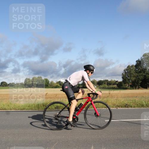 25.08.2024 - Elbe Triathlon Hamburg Fuchs,  Jonas http://msf.ph/oto/6830219 25.08.2024 09:19:44 Radfahren 199, 281 meine-sportfotos.de