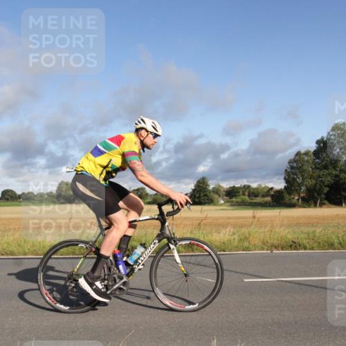 25.08.2024 - Elbe Triathlon Hamburg Fuchs,  Jonas http://msf.ph/oto/6830266 25.08.2024 09:20:19 Radfahren 263, 279, 322, 313 meine-sportfotos.de