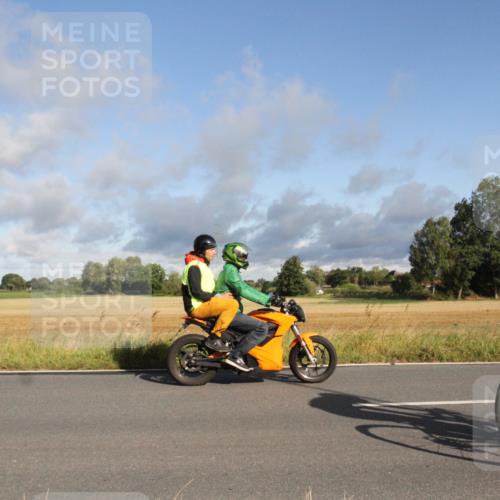 25.08.2024 - Elbe Triathlon Hamburg Fuchs,  Jonas http://msf.ph/oto/6830296 25.08.2024 09:20:32 Radfahren 109, 328, 274, 224, 316, 159 meine-sportfotos.de