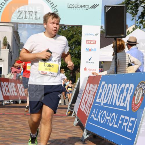 25.08.2024 - 20. Blankeneser Heldenlauf Strokosch-Dieckow http://msf.ph/oto/6830456 25.08.2024 10:26:26 Ziel 6119, 6251, 6255, 6383, 6384, 6451, 6453 meine-sportfotos.de