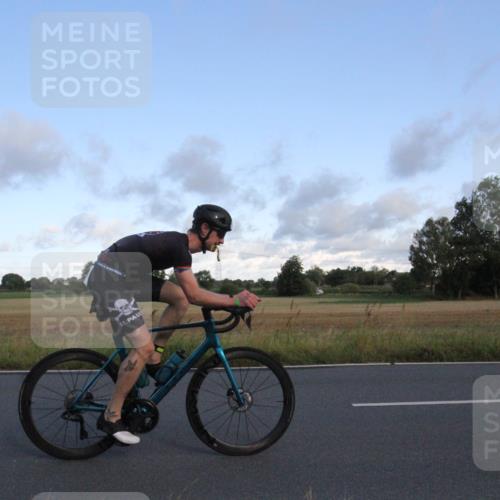 25.08.2024 - Elbe Triathlon Hamburg Fuchs,  Jonas http://msf.ph/oto/6830877 25.08.2024 09:26:29 Radfahren 194, 217, 244, 193, 293, 239 meine-sportfotos.de