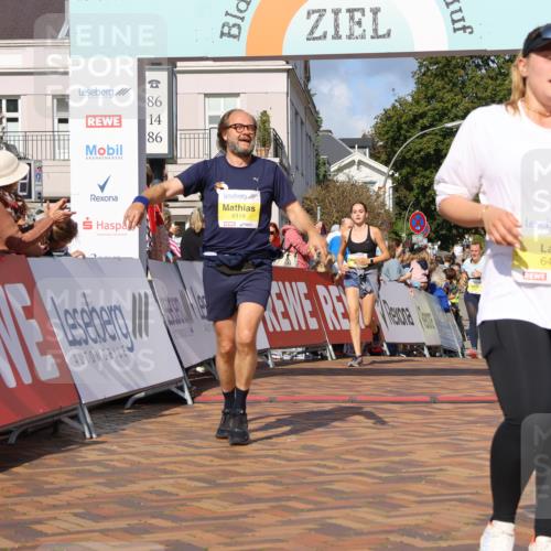 25.08.2024 - 20. Blankeneser Heldenlauf Strokosch-Dieckow http://msf.ph/oto/6830931 25.08.2024 10:26:31 Ziel 6069, 6119, 6251, 6384, 6433, 6451 meine-sportfotos.de