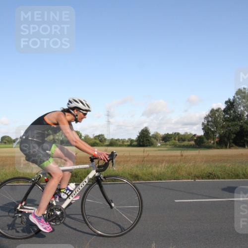 25.08.2024 - Elbe Triathlon Hamburg Fuchs,  Jonas http://msf.ph/oto/6831630 25.08.2024 09:33:43 Radfahren 181, 316, 326, 156, 126, 228, 352 meine-sportfotos.de
