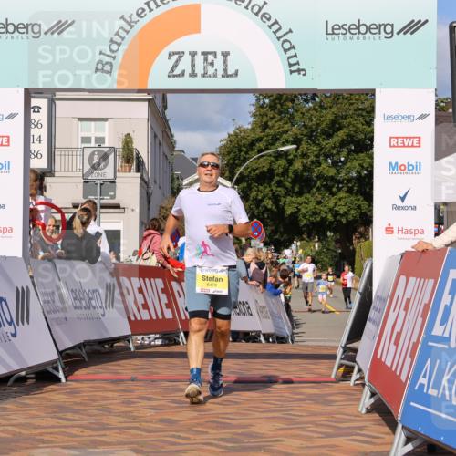25.08.2024 - 20. Blankeneser Heldenlauf Strokosch-Dieckow http://msf.ph/oto/6832583 25.08.2024 10:27:16 Ziel 6418 meine-sportfotos.de