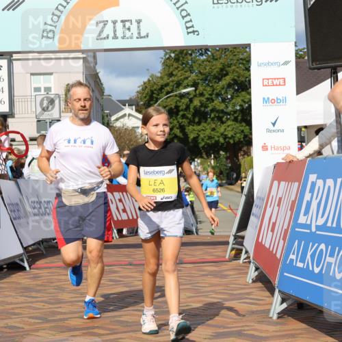 25.08.2024 - 20. Blankeneser Heldenlauf Strokosch-Dieckow http://msf.ph/oto/6833358 25.08.2024 10:27:31 Ziel 6023, 6080, 6081, 6250, 6335, 6526 meine-sportfotos.de