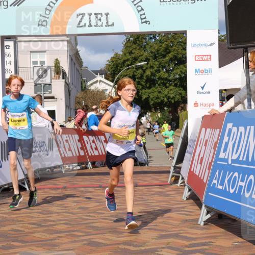 25.08.2024 - 20. Blankeneser Heldenlauf Strokosch-Dieckow http://msf.ph/oto/6833616 25.08.2024 10:27:36 Ziel 6023, 6135, 6250, 6335, 6526 meine-sportfotos.de