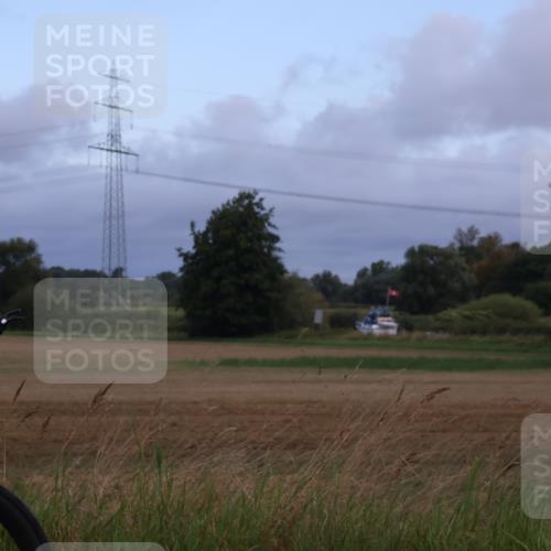 25.08.2024 - Elbe Triathlon Hamburg Fuchs,  Jonas http://msf.ph/oto/6834076 25.08.2024 08:38:21 Radfahren 68 meine-sportfotos.de