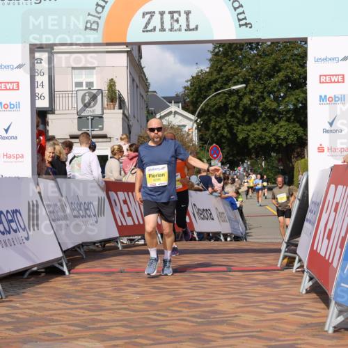 25.08.2024 - 20. Blankeneser Heldenlauf Strokosch-Dieckow http://msf.ph/oto/6834880 25.08.2024 10:28:02 Ziel 6010, 6074, 6203, 6299, 6318 meine-sportfotos.de