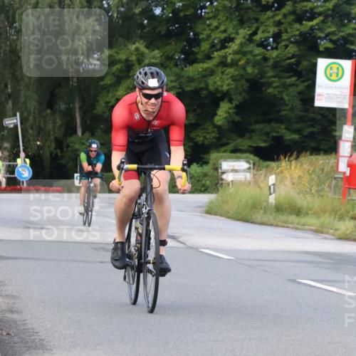 25.08.2024 - Elbe Triathlon Hamburg Fuchs,  Jonas http://msf.ph/oto/6835182 25.08.2024 08:41:33 Radfahren 99, 77, 42 meine-sportfotos.de