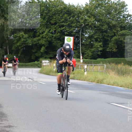 25.08.2024 - Elbe Triathlon Hamburg Fuchs,  Jonas http://msf.ph/oto/6835830 25.08.2024 08:43:11 Radfahren 35, 94, 64, 86 meine-sportfotos.de