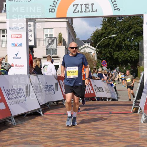 25.08.2024 - 20. Blankeneser Heldenlauf Strokosch-Dieckow http://msf.ph/oto/6835907 25.08.2024 10:28:03 Ziel 6010, 6074, 6299, 6318 meine-sportfotos.de