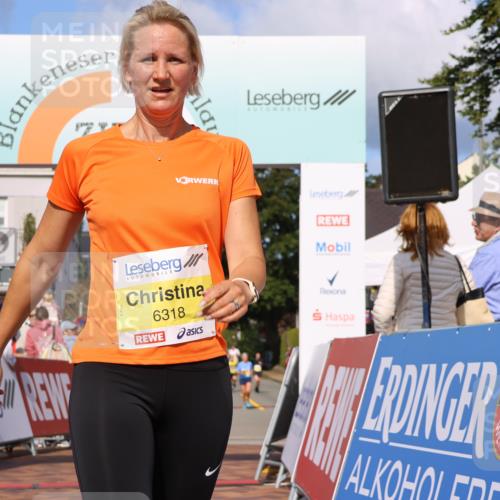 25.08.2024 - 20. Blankeneser Heldenlauf Strokosch-Dieckow http://msf.ph/oto/6836123 25.08.2024 10:28:06 Ziel 6015, 6299, 6318 meine-sportfotos.de