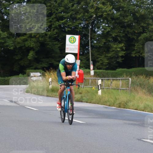 25.08.2024 - Elbe Triathlon Hamburg Fuchs,  Jonas http://msf.ph/oto/6836275 25.08.2024 08:44:24 Radfahren 45 meine-sportfotos.de