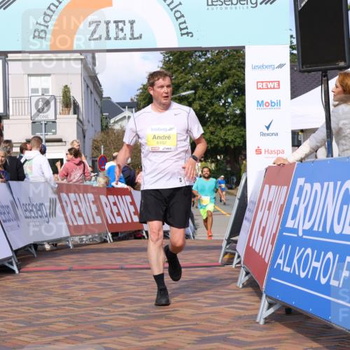 25.08.2024 - 20. Blankeneser Heldenlauf Strokosch-Dieckow http://msf.ph/oto/6836673 25.08.2024 10:28:27 Ziel 6102, 6220, 6518 meine-sportfotos.de