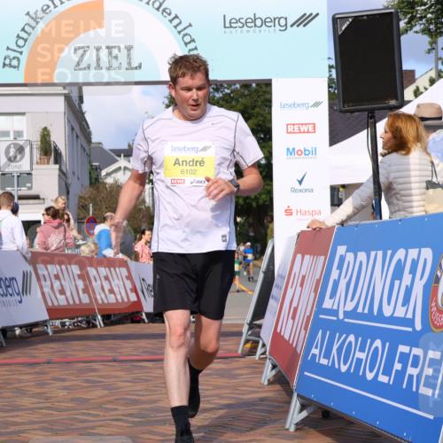 25.08.2024 - 20. Blankeneser Heldenlauf Strokosch-Dieckow http://msf.ph/oto/6836708 25.08.2024 10:28:27 Ziel 6102, 6220, 6518 meine-sportfotos.de