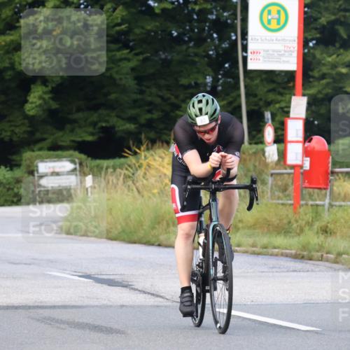 25.08.2024 - Elbe Triathlon Hamburg Fuchs,  Jonas http://msf.ph/oto/6836796 25.08.2024 08:46:29 Radfahren 59, 72, 63 meine-sportfotos.de