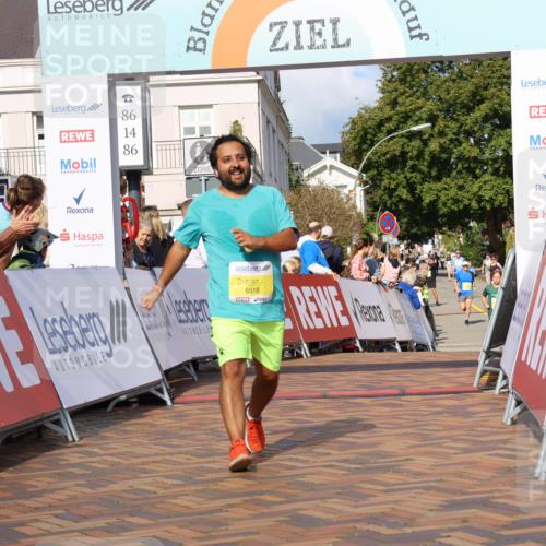 25.08.2024 - 20. Blankeneser Heldenlauf Strokosch-Dieckow http://msf.ph/oto/6836810 25.08.2024 10:28:32 Ziel 6102, 6518 meine-sportfotos.de