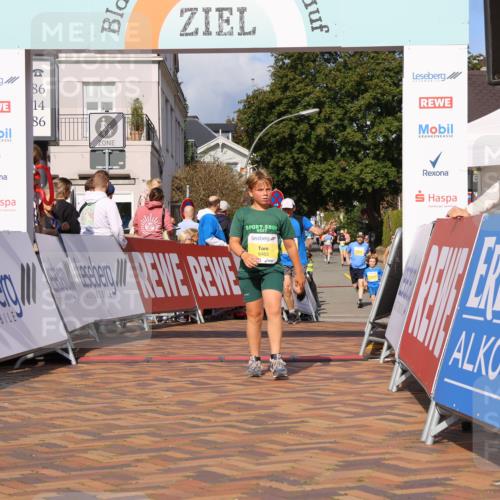 25.08.2024 - 20. Blankeneser Heldenlauf Strokosch-Dieckow http://msf.ph/oto/6836881 25.08.2024 10:28:38 Ziel 6463, 6510, 6518 meine-sportfotos.de