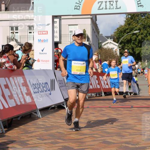 25.08.2024 - 20. Blankeneser Heldenlauf Strokosch-Dieckow http://msf.ph/oto/6837041 25.08.2024 10:28:42 Ziel 6222, 6446, 6463, 6510 meine-sportfotos.de