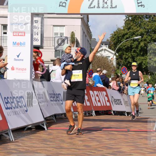 25.08.2024 - 20. Blankeneser Heldenlauf Strokosch-Dieckow http://msf.ph/oto/6837353 25.08.2024 10:28:53 Ziel 6007, 6077, 6233, 6301, 6303, 6434, 6435 meine-sportfotos.de