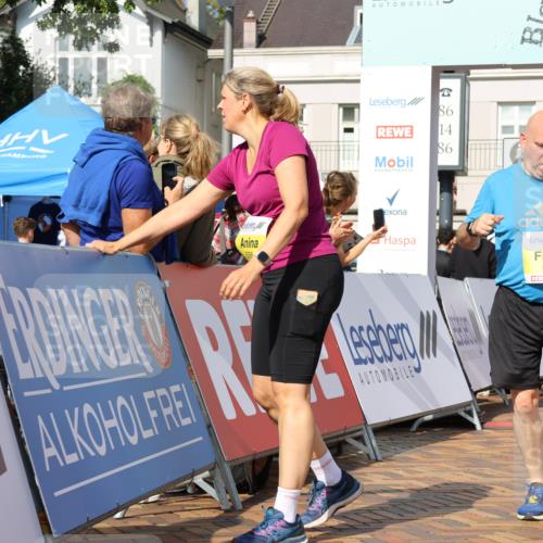25.08.2024 - 20. Blankeneser Heldenlauf Strokosch-Dieckow http://msf.ph/oto/6837582 25.08.2024 10:29:06 Ziel 6127, 6152, 6262, 6279, 6356, 6357, 6429 meine-sportfotos.de