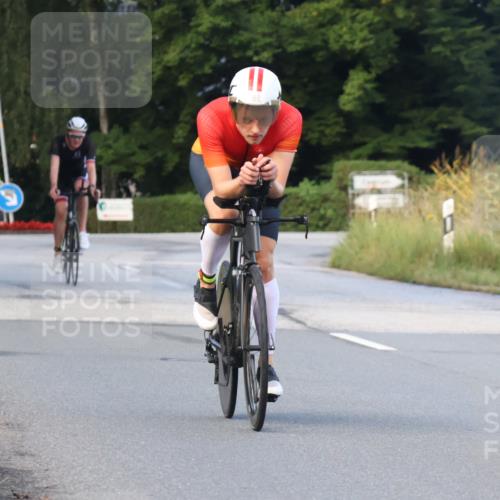 25.08.2024 - Elbe Triathlon Hamburg Fuchs,  Jonas http://msf.ph/oto/6837584 25.08.2024 08:50:52 Radfahren 68, 62 meine-sportfotos.de